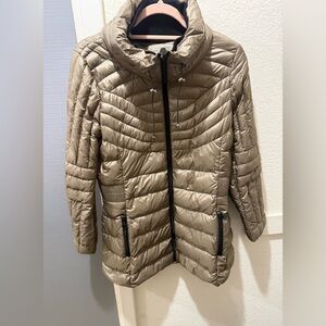 Bernardo Packable Puffer Jacket Women’s Medium Gold Hooded Zip Coat + Bonus 🎁